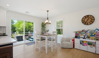 1479 Main St, Acushnet, MA 02743