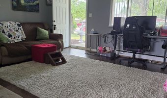 706 Bobs Ct, Beech Grove, IN 46107