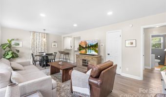 4134 Firethorne Rd, Charlotte, NC 28205
