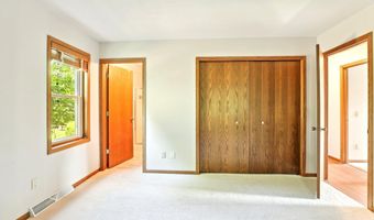 750 Engelhart Dr, Madison, WI 53713