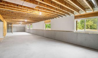 12607 76th Ave, Allendale, MI 49401