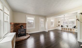 264 Lake Ave, Bristol, CT 06010