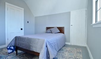 126 LORD Ave, Bayonne, NJ 07002