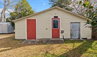 507 4th Ave, Atmore, AL 36502