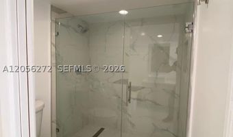 19101 NE 36th Ct 304, Aventura, FL 33180