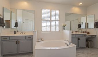 3777 E SCORPIO Pl, Chandler, AZ 85249