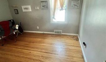 7208 Rosedale Blvd, Allen Park, MI 48101