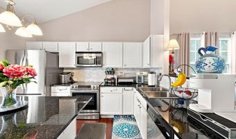 3992 Trade Royal Crossing Dr, Columbus, OH 43230