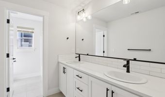 18315 SW SILVERTIP St, Beaverton, OR 97007