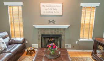 91 Nutmeg Rd, Aberdeen, NJ 07747