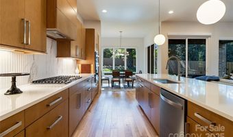 3110 Creighton Dr, Charlotte, NC 28205