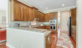 7 Greenwood Dr, Bluffton, SC 29910
