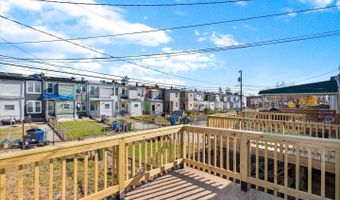 327 LYNDHURST St, Baltimore, MD 21229