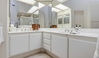 8925 Circle R View Ln, Escondido, CA 92026