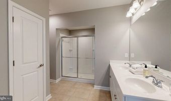 21650 ROMANS Dr, Ashburn, VA 20147