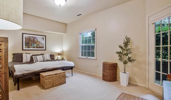 2700 SUMMERVIEW Way 101, Annapolis, MD 21401