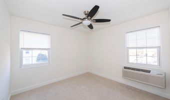 2237 FARRINGTON Ave 06-204, Alexandria, VA 22303