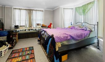 176 Court St, Bangor, ME 04401