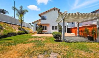 251 Royal Glen Dr, Fallbrook, CA 92028