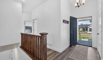 1561 Petersburg Dr, Chubbuck, ID 83202