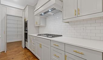 311 Summerville Ln, Athens, GA 30606