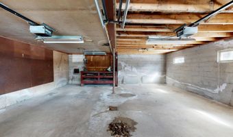 119 W Auburn Rd, Auburn, ME 04210