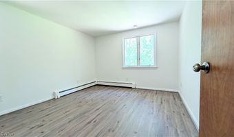 1305 Garrison Rd, Ashtabula, OH 44004