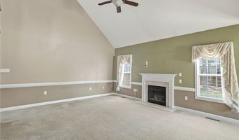 100 Cross Pointe Ln, Aberdeen, NC 28315