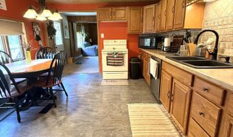 270 Vassar Rd, Altona, NY 12910