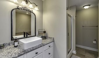 128 W Pinebrook Dr, Brandon, MS 39047