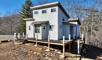 3530 Hamilton Rdg, Alderson, WV 24910