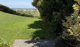53 OCEANSIDE Dr, Atlantic Beach, FL 32233