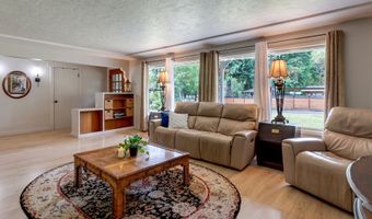 10210 SW CRESTWOOD Ct, Beaverton, OR 97008