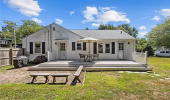 1 Irvings Path, Narragansett, RI 02882