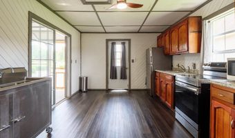 605 Plantation Dr, Adel, GA 31620