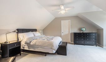 10310 E Rivershore Dr SE, Alto, MI 49302