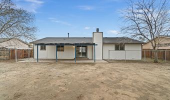 752 E St, Fernley, NV 89408