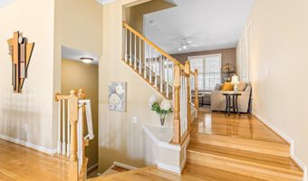 2406 GRETTER Pl, Alexandria, VA 22311