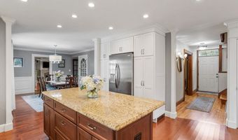 33 Highland Ave, Ayer, MA 01432