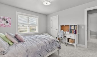 W5757 JOCHMANN Drive, Appleton, WI 54915