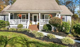 8 Alexander Chapel Dr, Asheville, NC 28804