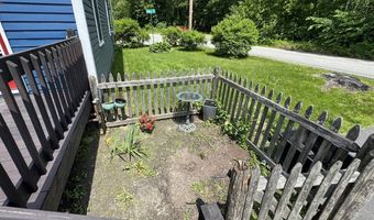 6 Willow St, Brattleboro, VT 05301