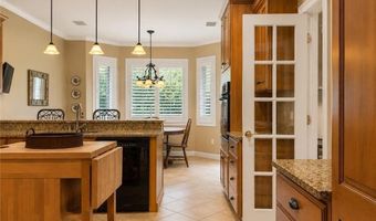 36 Overlook Dr 36, North Kingstown, RI 02852