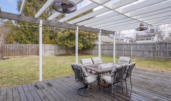 104 Sunnyside Dr, Athens, OH 45701