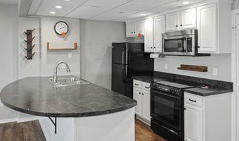 131 Main St 504, Burlington, VT 05401