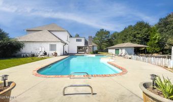 9324 Forest Rd, Abbeville, LA 70510