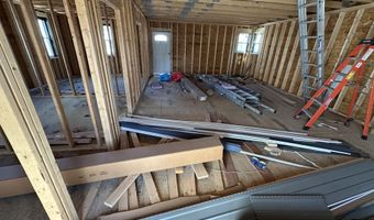 24 Prentiss St, Bangor, ME 04401