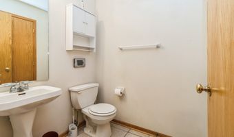 1521 SE Delaware Ave 4, Ankeny, IA 50021