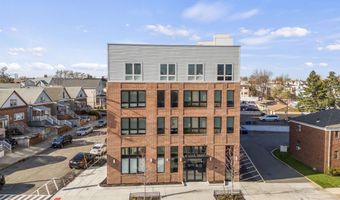 117 W 2ND St 202, Bayonne, NJ 07002