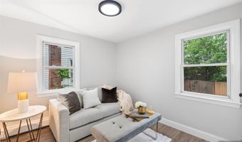36 Deerfield St, Bergenfield, NJ 07621